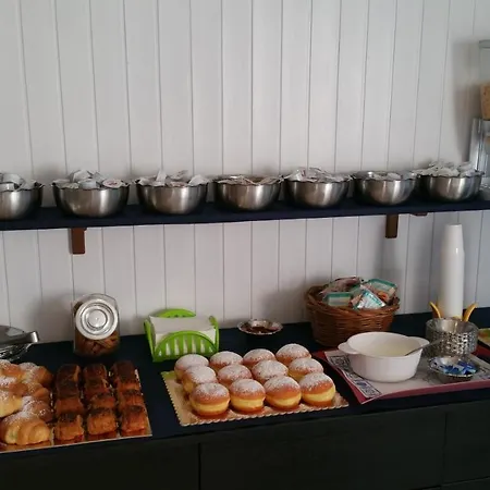 Fiorina - Colazione Fino A Mezzogiorno Bed & Breakfast 3*