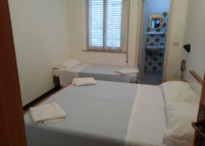 Bed & Breakfast Fiorina - Colazione Fino A Mezzogiorno Riccione