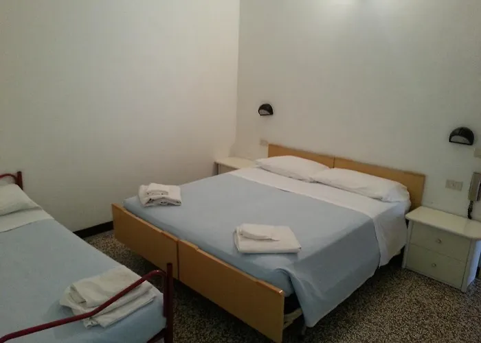 Fiorina - Colazione Fino A Mezzogiorno 3*