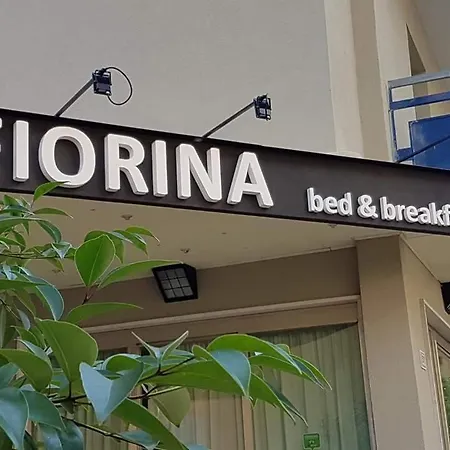 Bed & Breakfast Fiorina - Colazione Fino A Mezzogiorno - Village Gratuito - Aquafan25 Oltremare20