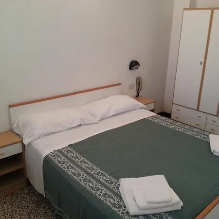 Fiorina - Colazione Fino A Mezzogiorno - Village Gratuito - Aquafan 25e - Oltremare 22e 3*