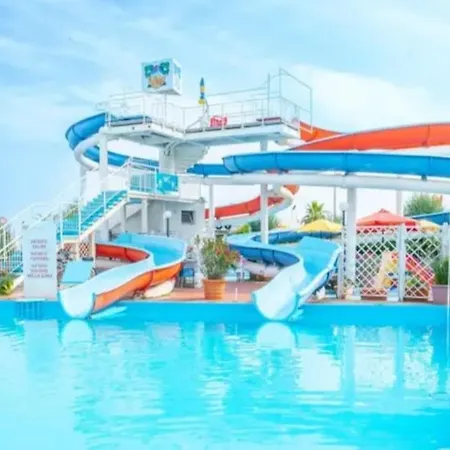 Fiorina - Colazione Fino A Mezzogiorno Couette-café Riccione