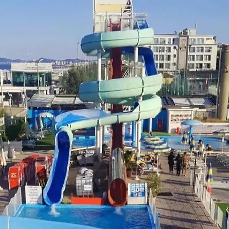 Fiorina - Colazione Fino A Mezzogiorno 3*